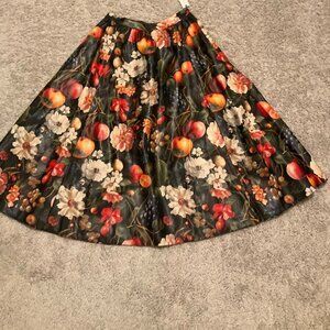anthropologie by maeve The Jacie Faux Leather Midi Skirt. SIZE: m. COLOR: multi.